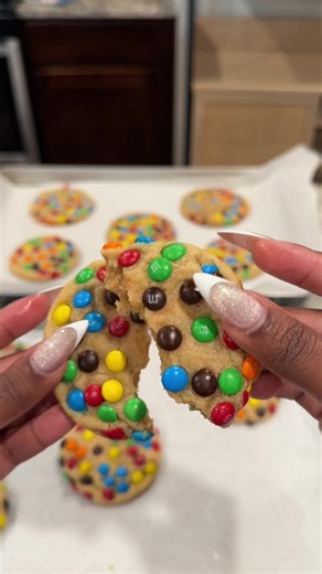 Mini peanut butter M&m cookies 😋💕 | peanut butter m&ms