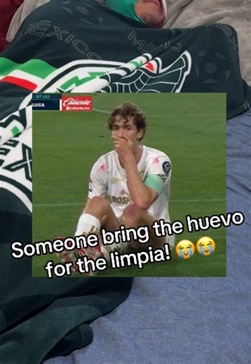 Marcel Ruiz Just got subbed out and a potential ACL injury! 🚨🚨💔🇲🇽 The Seleccion Mexican is falling apart months before the fifa World Cup! 💔🇲🇽 #seleccionmexicana #fifaworldcup #mexiconationalteam #futbolmexicano #marcelruiz