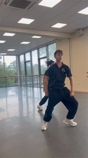 4.3K views · 27 reactions | A huge thank you to everyone who joined us for our Open Day on Saturday! ✨ Families had the chance to step inside our classrooms and studios to see our incredible students and teachers in action - showcasing the energy, creativity and passion that makes The Hammond so special!  Apply Now - Start your Hammond journey today, by using the ‘Apply Now’ button on our website! #TheHammond #OpenDay #PerformingArts #FutureStars #Cheshire | The Hammond | Facebook