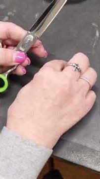 Boing Leaf Spring Screw on Beauty Shears - Explained