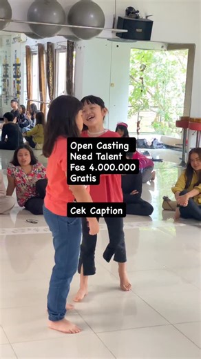 Info Casting Indonesia | Agency Artis Indonesia on Instagram: "*Guys open cast by file job kecantikan lokal brand "d" no kompetitor* *Jadwal :* Ws / fiting di 28/29 Jan Shoot 2 februari *Media :* All digital media non kontrak *Fee masing masing 4 JT ya* *Kebutuhan talent :* 2 orang cewek look pan asia / Asian look kulit putih mulus bersih cantik tinggi minimal 168 cm Boleh rambut panjang / pendek ya 081953722055"