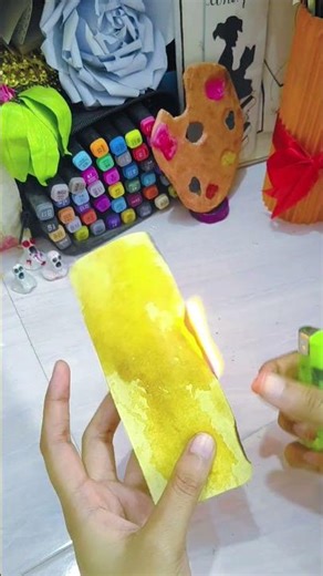 easy bookmark 🔖 making. #youtubeshorts #art #craftyhome #trendingshorts #bookmark 🤩🤩💓 #diy