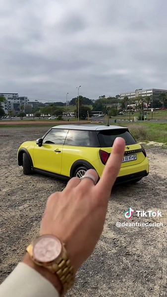 Exploring the New MINI Cooper S Features and Reactions