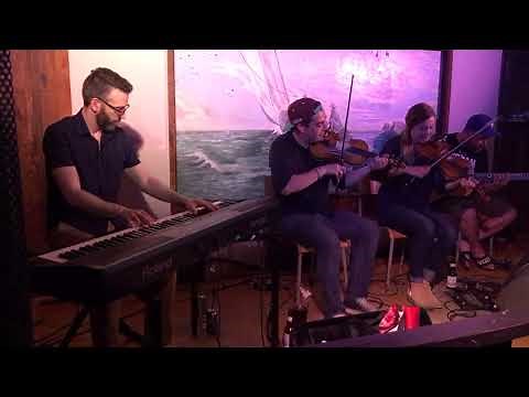 Cape Breton Fiddling & Step Dancing - Chéticamp, NS Ceilidh