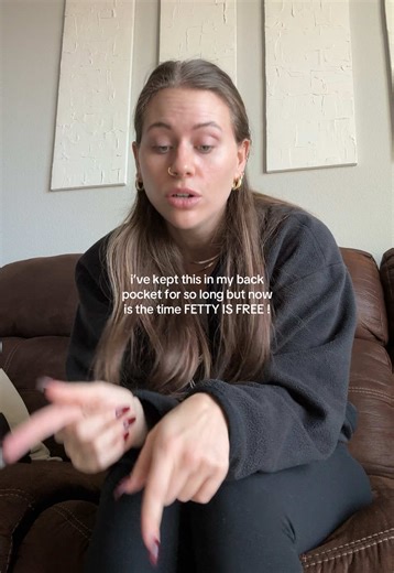 I don’t have dj skills but don’t let me rap on the internet and embarras myself for nothing. Somebody mix it up. #fetty #1738 #fettywap