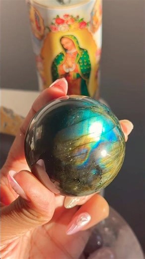 WOW! The Many Colors of Labradorite ☺️🌈🏳️‍🌈💛#shortsvideo #crystals #shortsviral