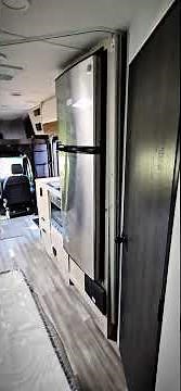 2024 Forest River Sunseeker MBS 2400B