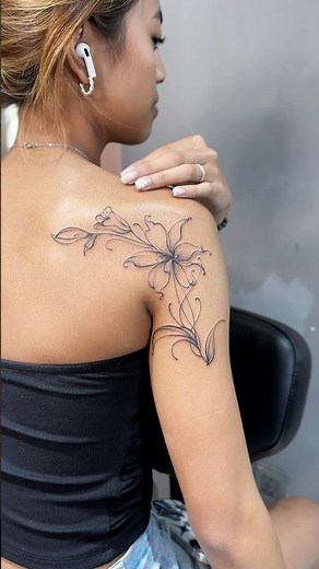 🌼 Delicate Lily Shoulder Tattoo | Fine Line Floral Design 🌼