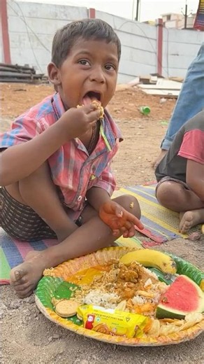 A Mother’s Love Lives On ❤️ Feeding Hungry Children in Memory of Her Child | Humanity & Compassion