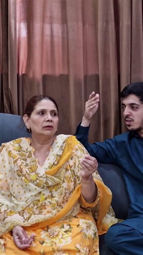 Surprised Momina and Phopho by Taking Special Breakfast to Both Their Homes, Full Vlog Link in De...