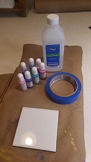 Tried alcohol inks for the first time... need lots more practice! Any tips?? #foryou #fyp #DecadesofHair #shareyourplaylist #WerkItFromHome