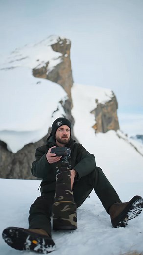 This little animal is called an ermine it runs very fast and in winter, it's white. In summer, instead, it turns brown 😎 #wildlife #wildlifephotography #naturephotography #switzer | mariam.asmr1