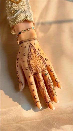 Eid henna inspo #art #henna #hennaart #explore #trendingshorts #hennashorts #trending #mehndi #eid