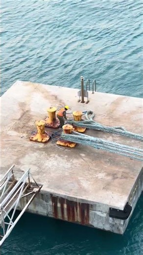 One person can take off the big mooring lines