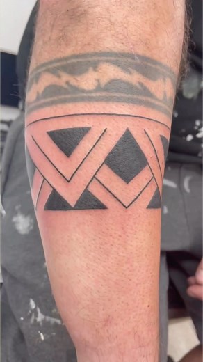 15 reactions | Freehand tribal band by Naresh @tatuguru on Brian...