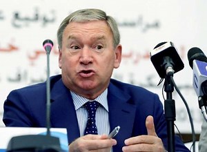 Former coach Javier Clemente feels he is the best man to lead the Spanish side