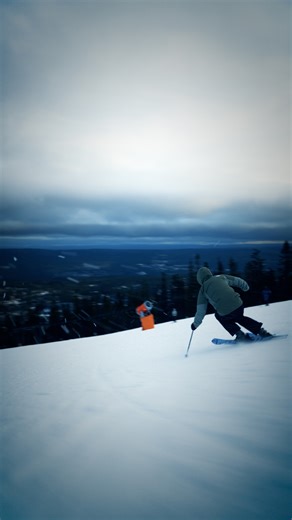 Stadium Sverige on Instagram: "The North Face Summit Eastwall GTX Jacket är byggd för seriös åkning, med 3-lagers GORE-TEX® som håller dig torr, vindtät och bekväm hela dagen. En slitstark konstruktion kombinerat med genomtänkta detaljer och hög rörlighet gör den lika självklar i off-pist som i pist.⁠ ⁠ Upptäck Summit Eastwall GTX Jacket i butik eller på stadium.se.⁠ ⁠ #TheNorthFace #JoinTheMovement"