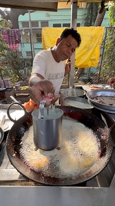 India's First Machine making Medu Vada in Kolhapur | Yum Yum India