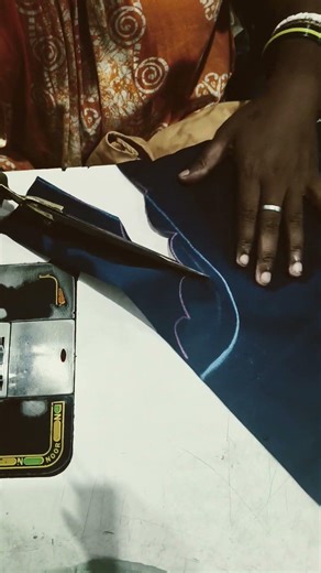 designing Gala cutting ✂️✂️✂️