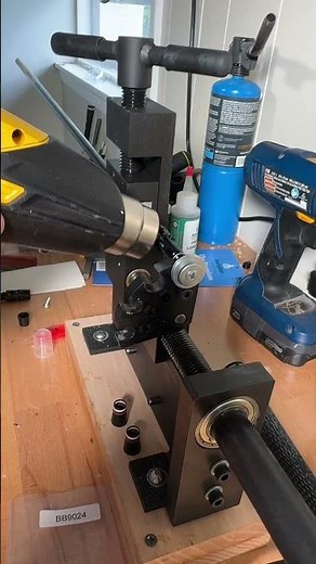 TRICK TO EASILY REMOVE SHAFT ADAPTERS #golf #diy #golflife #golfclub #bramptontech#golfaddict