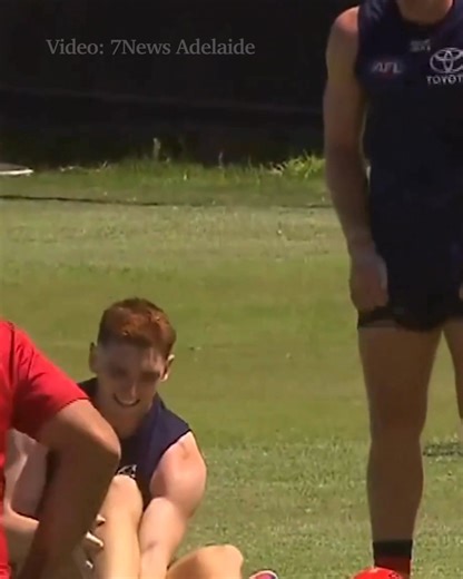 In another potential blow to Matthew Nicks’ side, Mark Keane has gone down with what looks to be a nasty ankle injury at West Lakes. 🤕 DETAILS: https://bit.ly/4aeiPIW 🎥 @7NEWS ADELAIDE | The Advertiser
