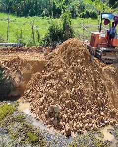 Super Operator Shows Skill — Soil Backfill Looks Unreal! 🎯🚜 | Chocolate
