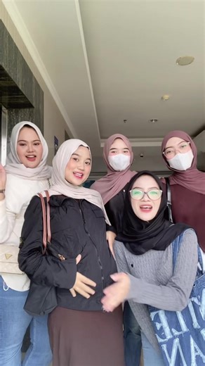 mahasiswa smt akhir be lyke🤰🏻