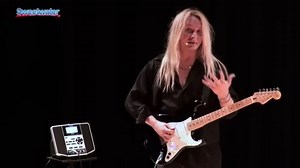 BOSS eBand JS-10 GuitarBass Trainer Demo