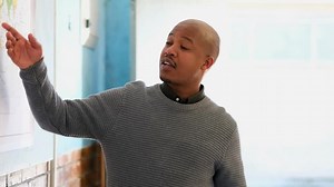 Teacher Classroom Images – Browse 1,132,101 Stock Photos, Vectors, and Video