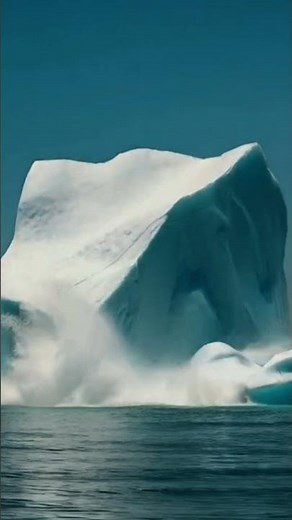 Fall of iceberg | Iceberg Collapse Caught on Camera!