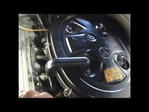 300E 1989 Mercedes Idle control valve and oxygen sensor