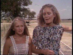 Lucy & Valene - I Wonder