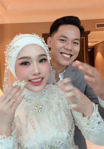 Umi Abi Putri Adewiyah — siapa & profil singkat