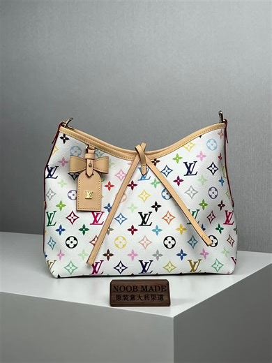 Capucines ostrich skin