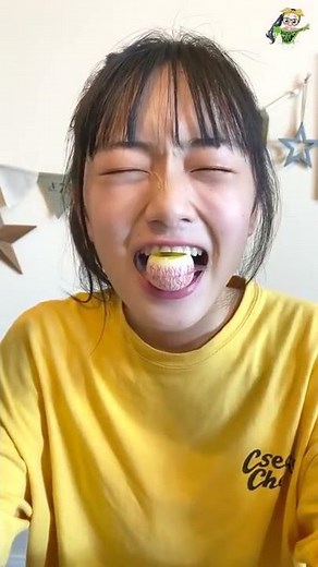 Trying out Earth Gummy and Eyeball Gummy♪ What's the difference between the two? #Shorts