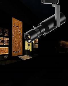 LED Track Light Head, 18W Shapeable Light, Adjustable Directional Aperture Shape for Museum Art Gallery Exhibition Art Picture 4000K