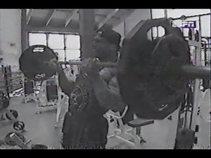 Mike Christian trains arms - American Muscle Magazine