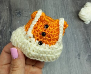 Knitting dreams on Reels