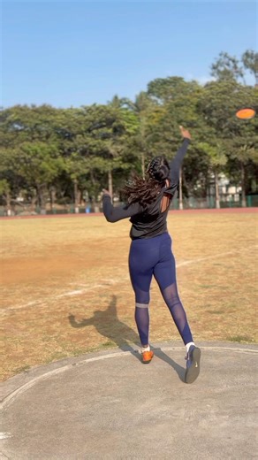 Discus standing throw