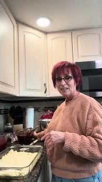 Raspberry crumble shortbread