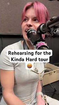Rehearsing for the Bilmuri KINDA HARD tour