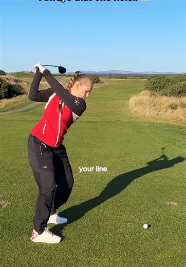 4th hole - New Course St Andrews 🏴󠁧󠁢󠁳󠁣󠁴󠁿 Also known as, the one hole I never manage to play well😆 #golf #golfer #scottishgolf #playaholewithme #par4