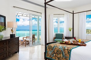 Premier Oceanfront Three Bedroom Suite | West Bay Club