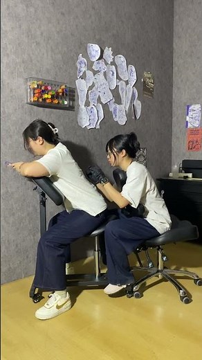 Sit Smarter, Ink Longer 🧠💺 | The Chair That’s Saving Tattoo Artists' Backs. #tattoolife #tatartist