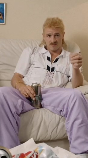 De Pulpshow on Instagram: "NEW KIDS TURBO - GERRIE TRAPT DOOR HET RAAM @huubsmit @tim.haars #newkids #newkidsturbo"