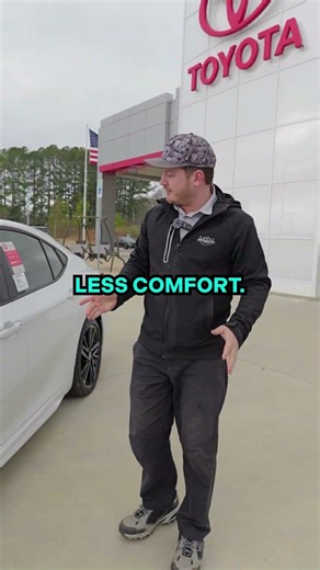 Choose Your Camry: 'Comfort vs Style' Edition😏