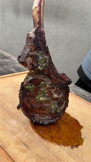 873 reactions · 30 shares | Tomahawk Ribeye w/ Bone Marrow Compound Butter! #bonemarrow #ribeye #tomahawkribeye #steak #compoundbutter #butter | Meat Slayer BBQ | Facebook