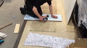 Couper du verre avec une meuleuse (Fail)