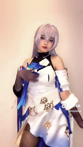 Bronya Cosplay from Honkai Star Rail