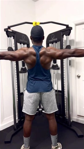 How to back workout with cable machine?